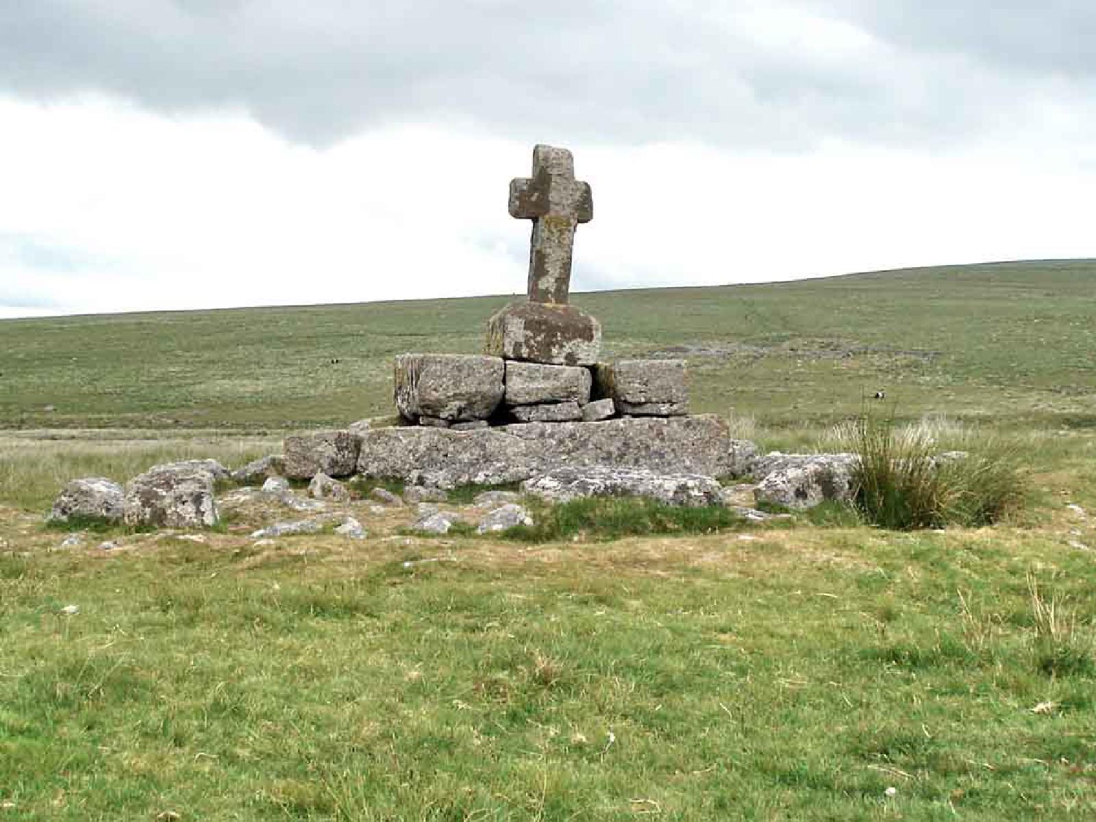 Childe’s Tomb, Foxtor Mire