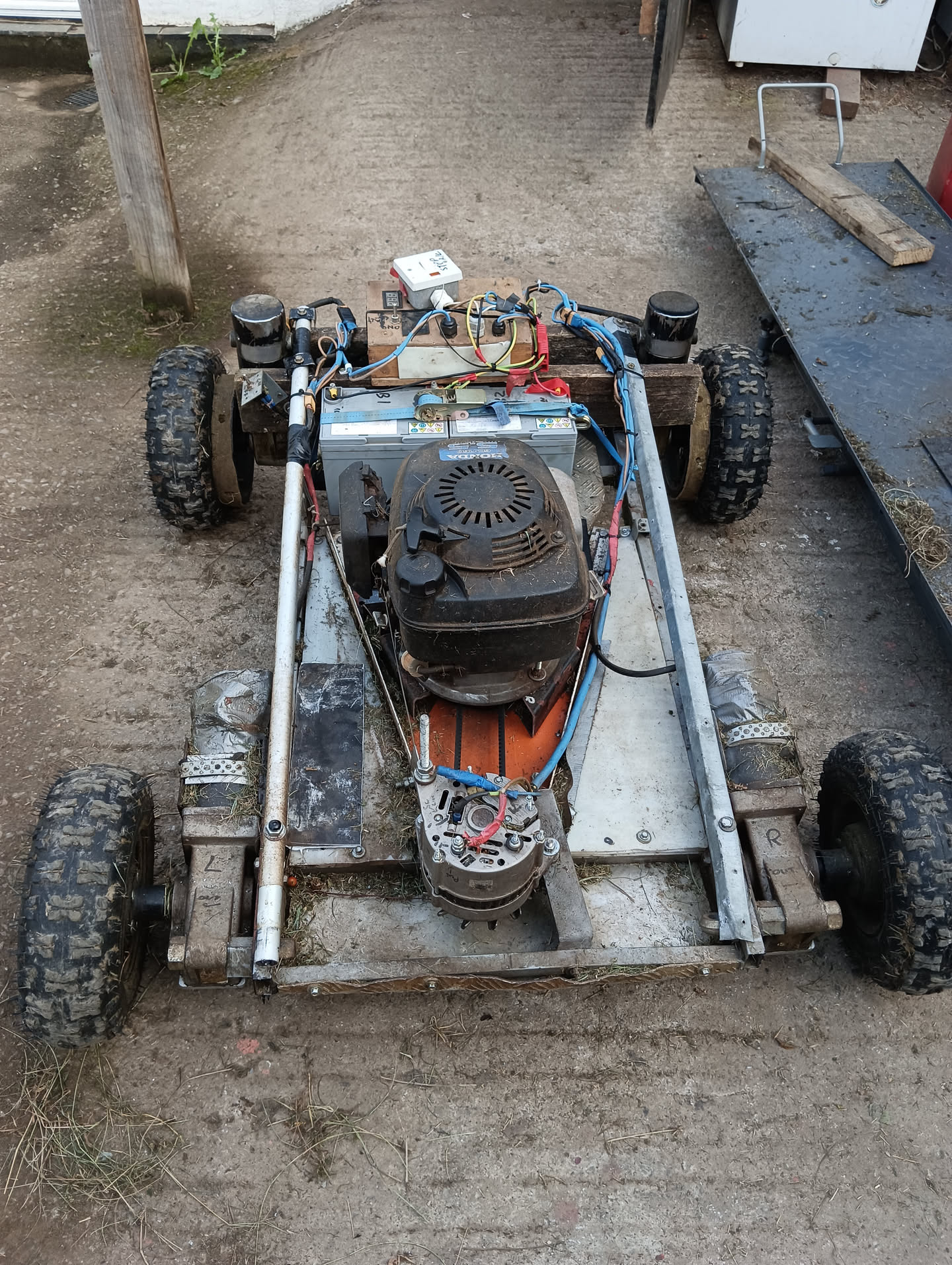 Showing front alternator placement